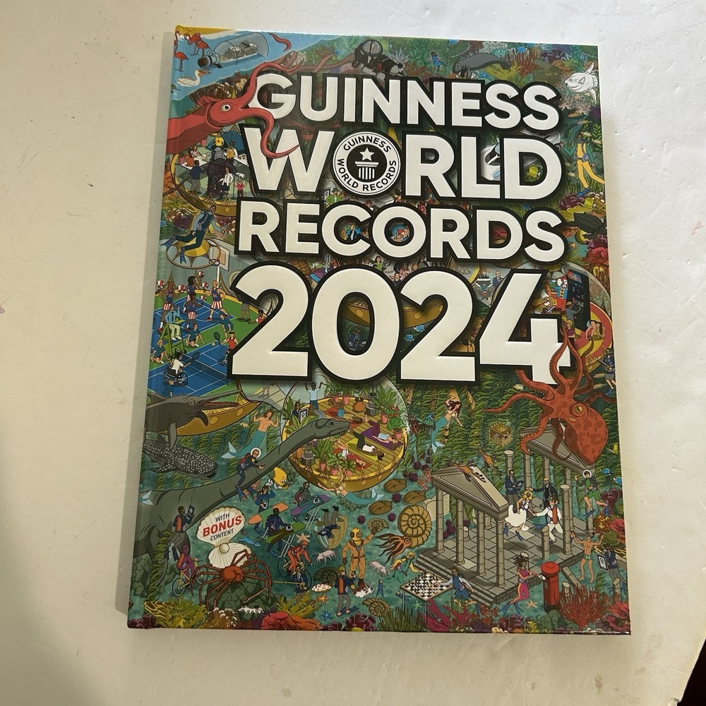Guinness World Records 2024 - Hardcover Like New